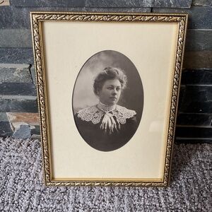 Vintage women photograph framed